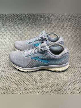 Brooks Ghost 12 Grey Running Shoes Size 11 Women’s